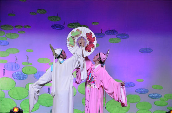 浙艺院赴临安横街村演出 浙艺院赴临安横街村演出